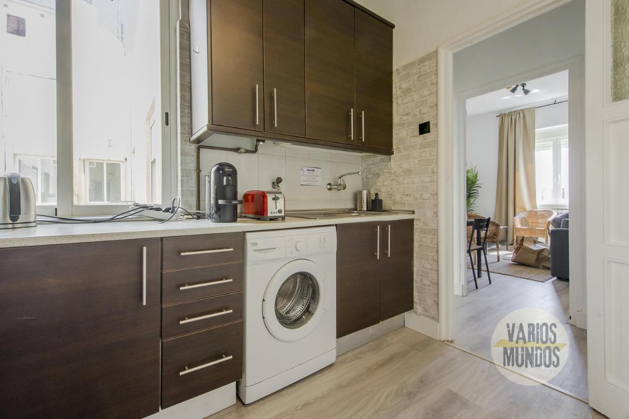 Central And Cool Apt 7Pax En La Latina-Centro Madrid Bagian luar foto